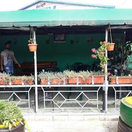 Sigura Met Appartamento Năvodari